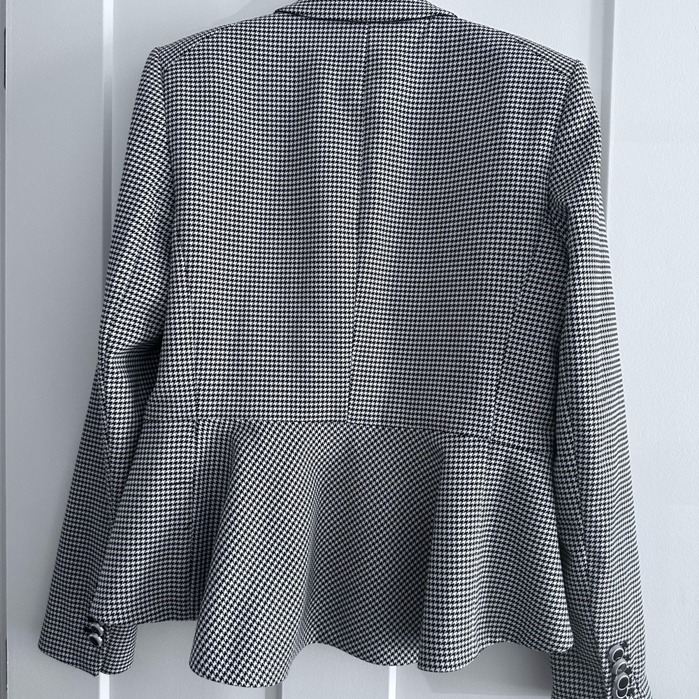 Veronica Beard Black and White Checkered Blazer - Picture 2 of 9
